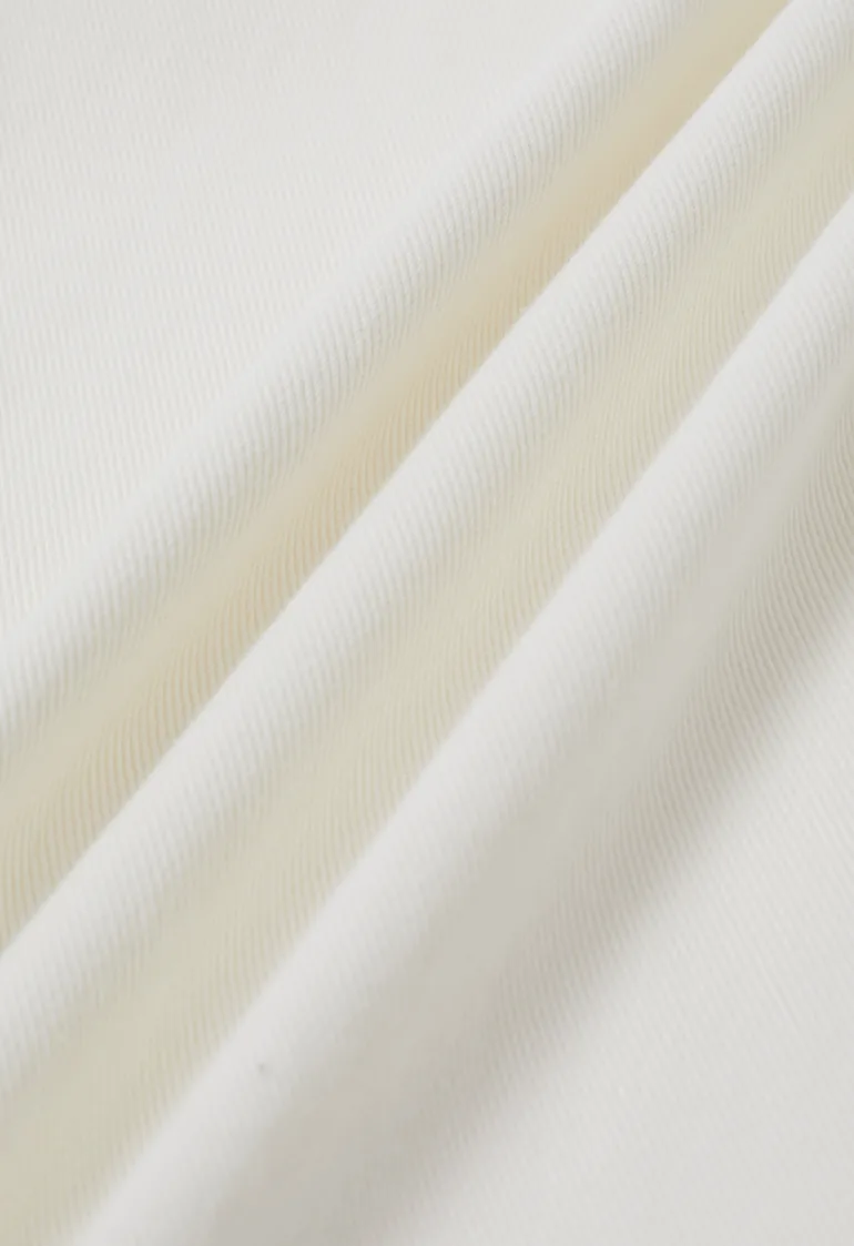 Vintage Charm Straight Leg Jeans in White - 7