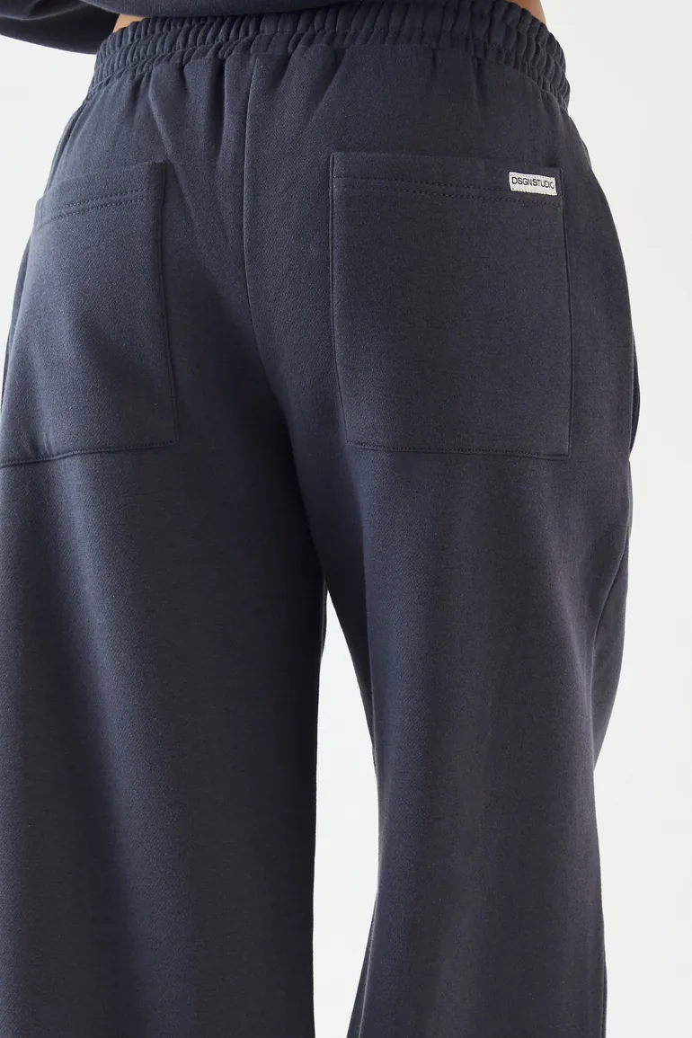 DSGN Studio Oversized Cuffed Jogger - midnight - 3
