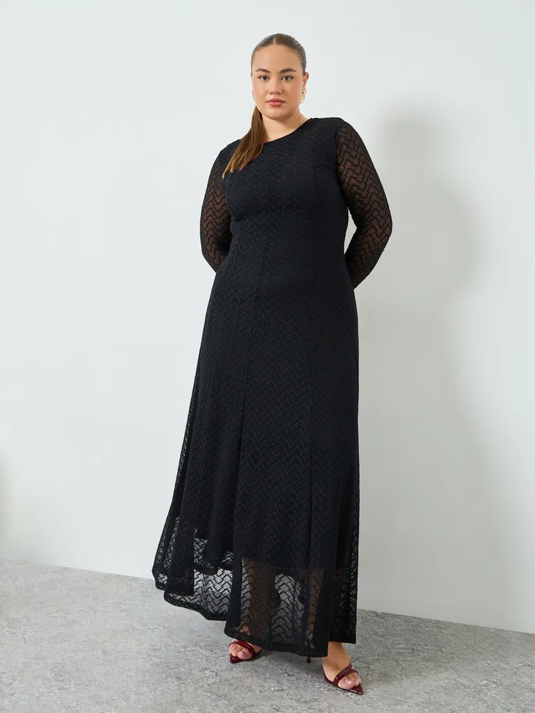 Plus Size Black Lace A-Line Maxi Dress - 2