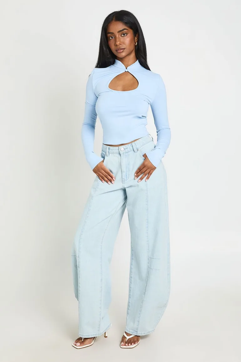 Long Sleeve Keyhole Top - baby blue