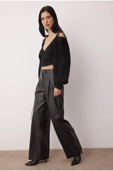 Black lace strap v-neck knitwear sweater