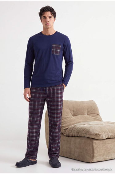 Navy Blue Regular Fit Plaid Patterned Woven Bottom Winter Pajama Set