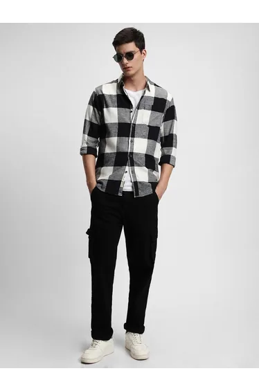 Men Buffalo Checked Slim Fit Casual Shirt