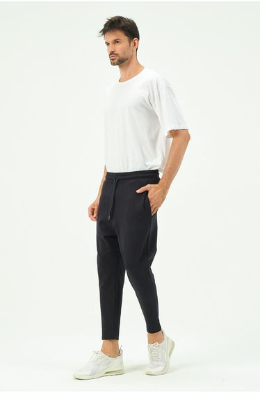 Men's Loose Cut Straight Leg Sweatpants product thumbnail 4