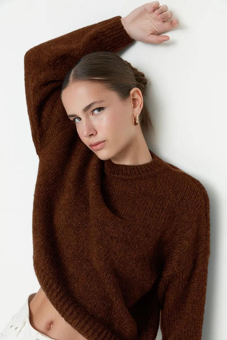 Brown Wide Fit Soft Textured Basic Knitwear Sweater