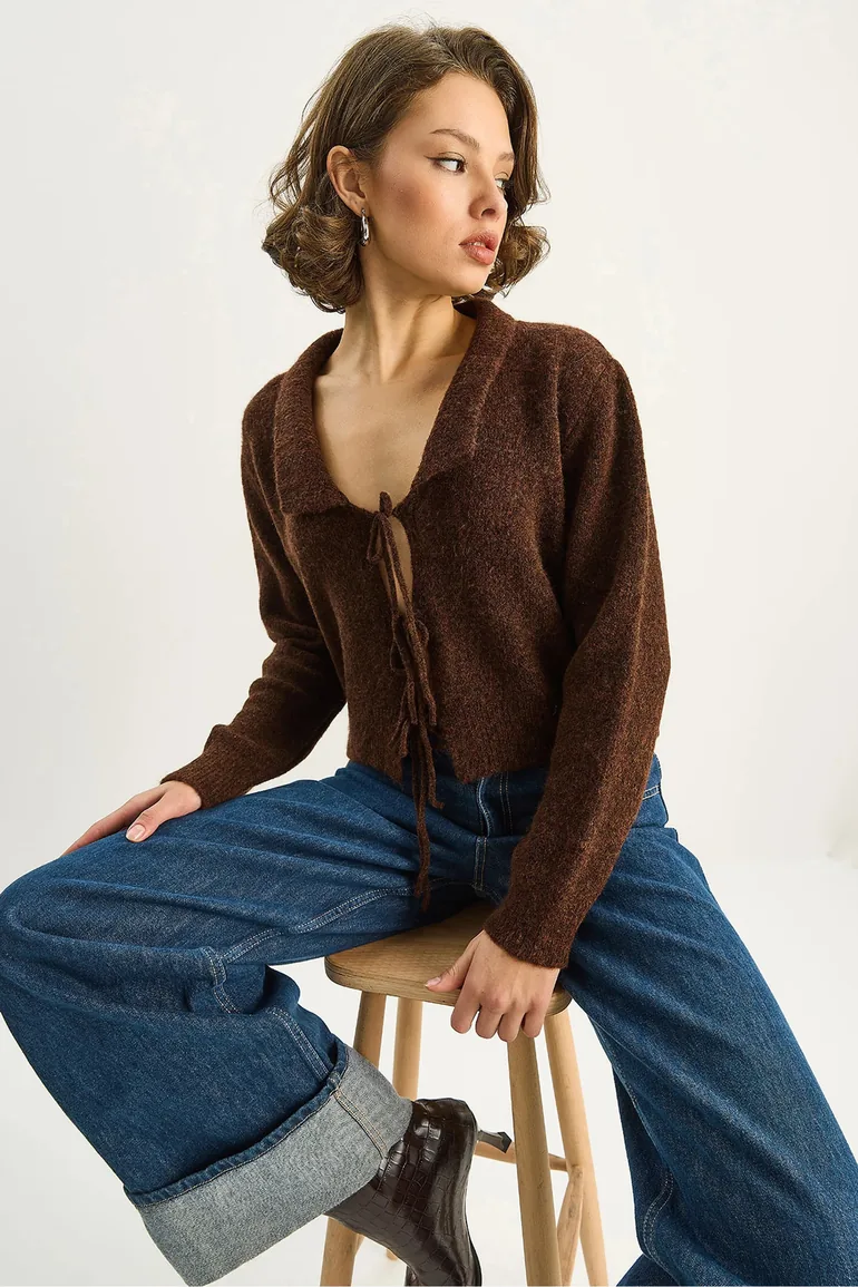 LUCCI Oversized V-Neck Tie Closure Ribbed Cardigan - 1