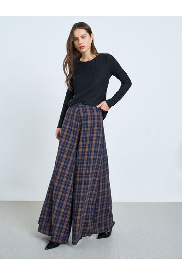 Women Checked Wide Leg Pant