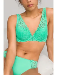 Lace Padded Halterneck Bra