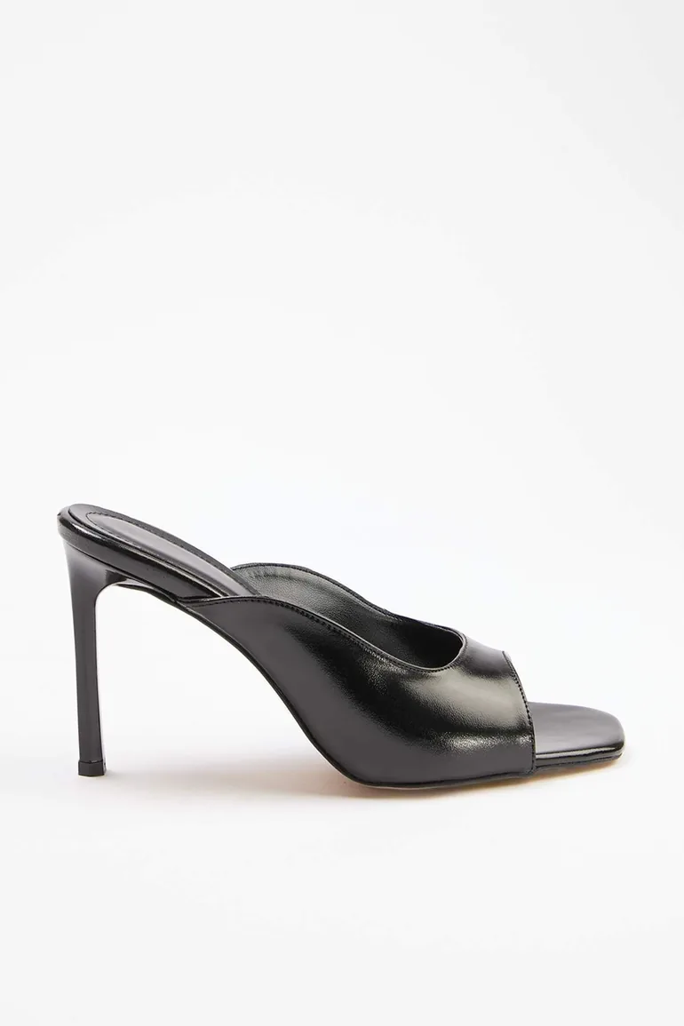 Black Women's Classic Heeled Shoes - 2