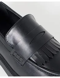 Classic Fringe Loafer Extra Wide Fit - 2