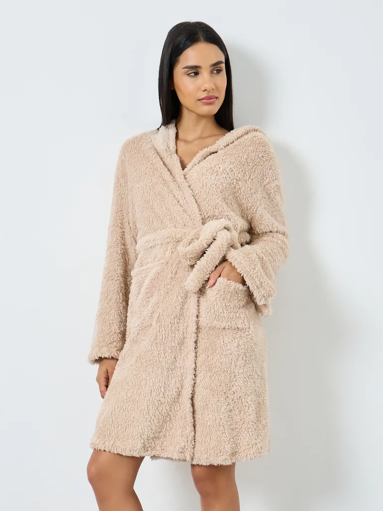 روب باللون البيج - 1