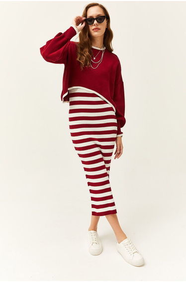Women's Burgundy Top Sweater Bottom Dress Knitwear Suit