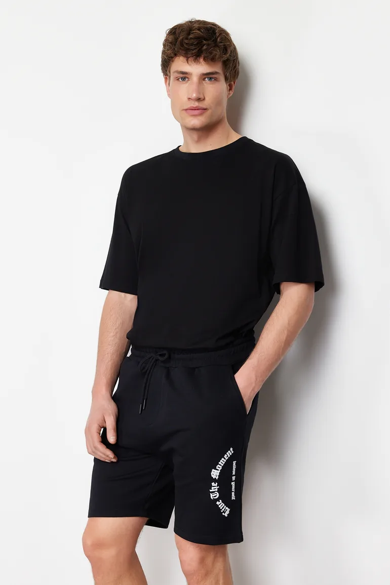Men's Black Regular/Normal Fit Fluffy Text Printed Shorts - 2