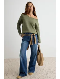 Green Soft Textured Color Block Boat Neck Oversize Knitwear Sweater