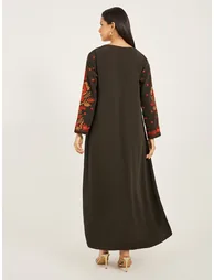 Embroidered Notch Neck Kaftan - 4
