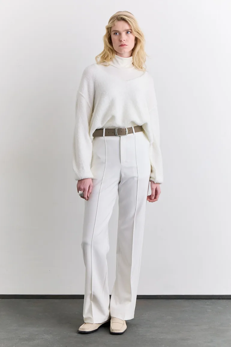 SOFT TEXTURED SWEATER - 4