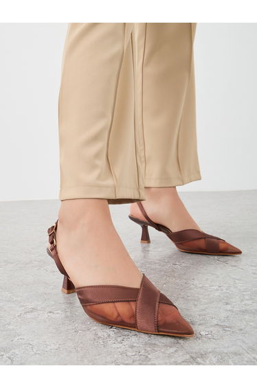 Criss Cross Pointed Toe Back Strap Pumps