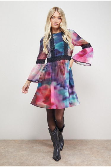 Lace Trim Fluted Sleeve Mini Prom Dress