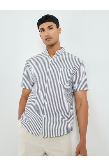Men Striped Stand Collar Short Sleeve Shirt