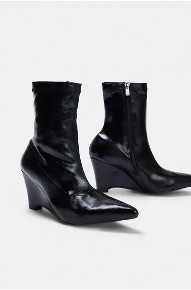 Black Pointed Toe 7.5 cm Women's Wedge Heeled Boots