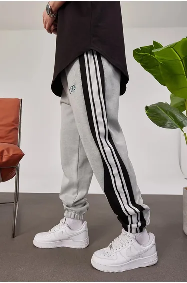 NOMARC Relaxed Fit Straight Leg Sweatpants