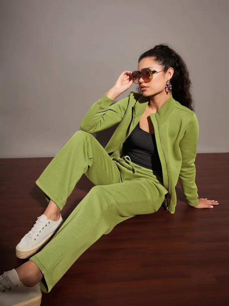 Women Olive Solid Fleece Drawstring Joggers - 2