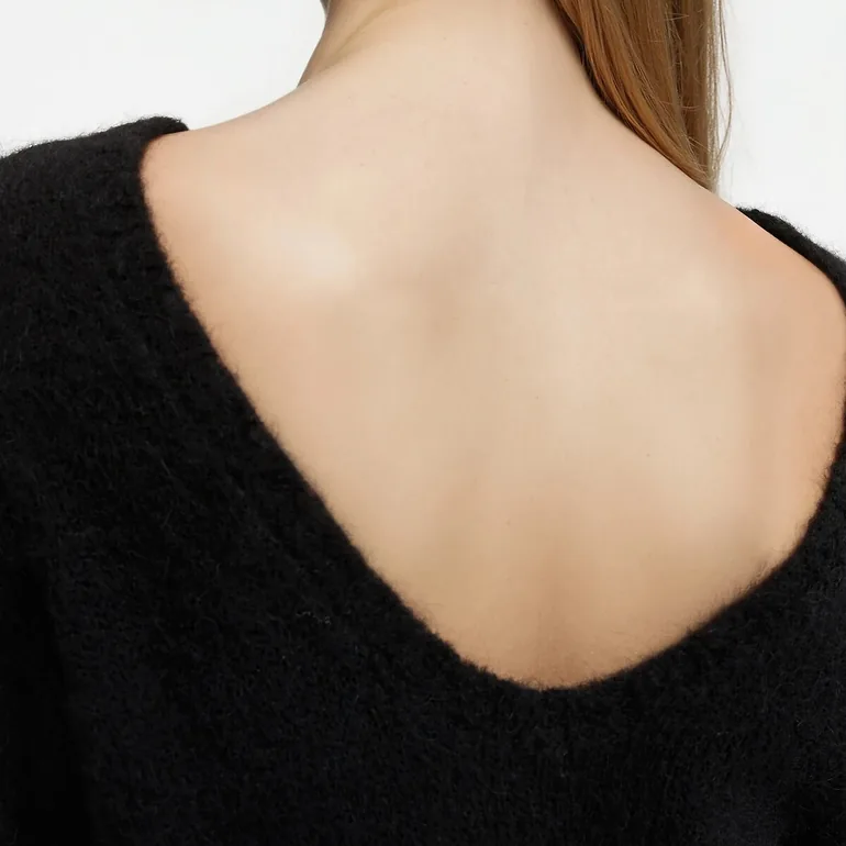 Jumper/Sweater in Wool and Alpaca Blend with Plunge Back - 2