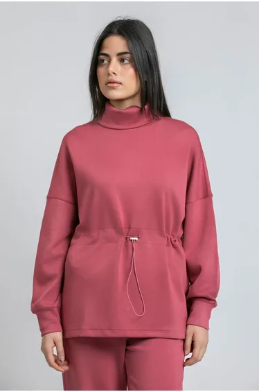 Top with Adjustable Waist