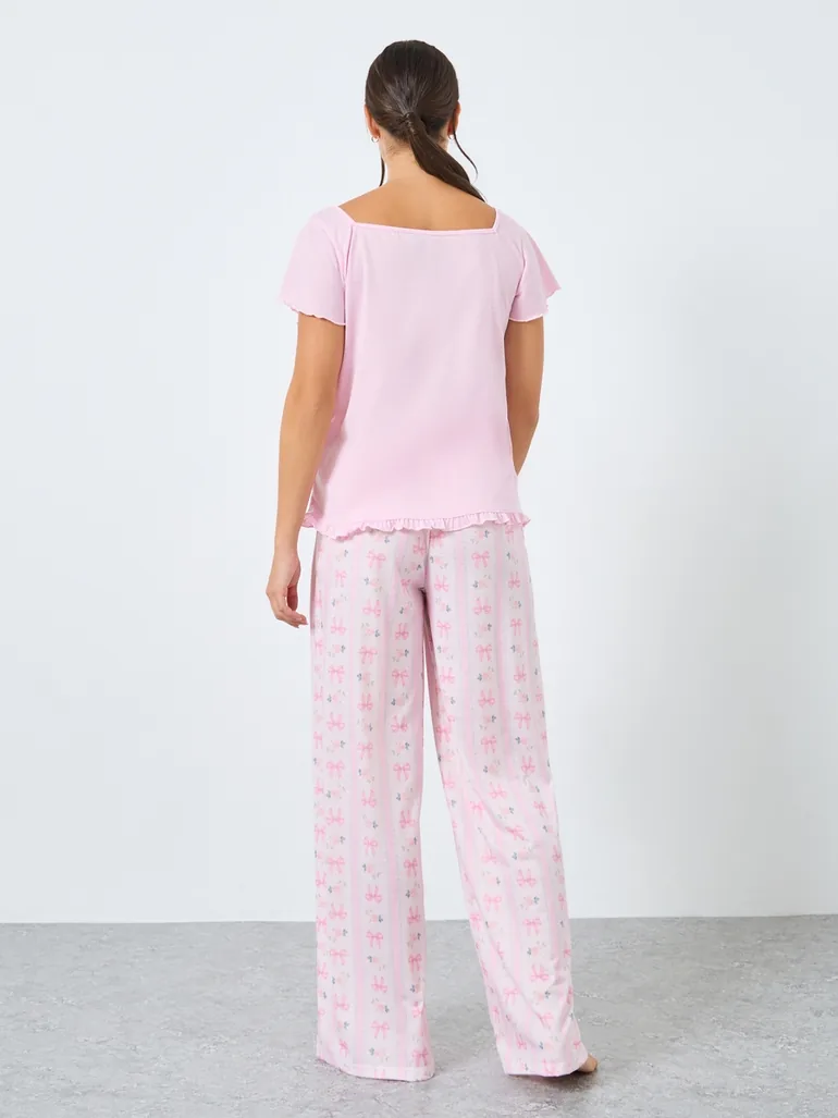 Button Through Lettuce Hem Top and Bow Print Pyjama Set - 3