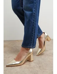 Val Faux Metallic Leather Pointed High Block Heel Courts