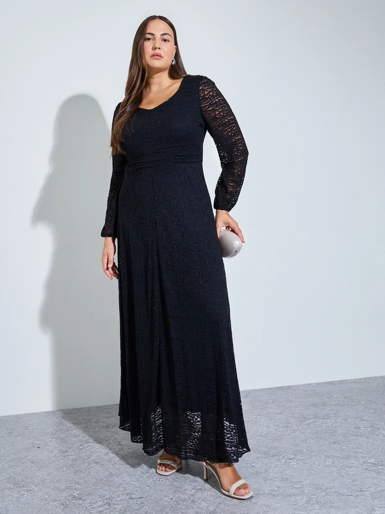 Plus Size Black Lace Details A-Line Maxi Dress