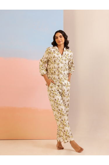 Women Floral Printed Collared Shirt and Pyjama Set