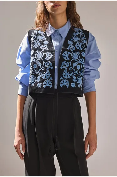 EMBROIDERED SHORT VEST