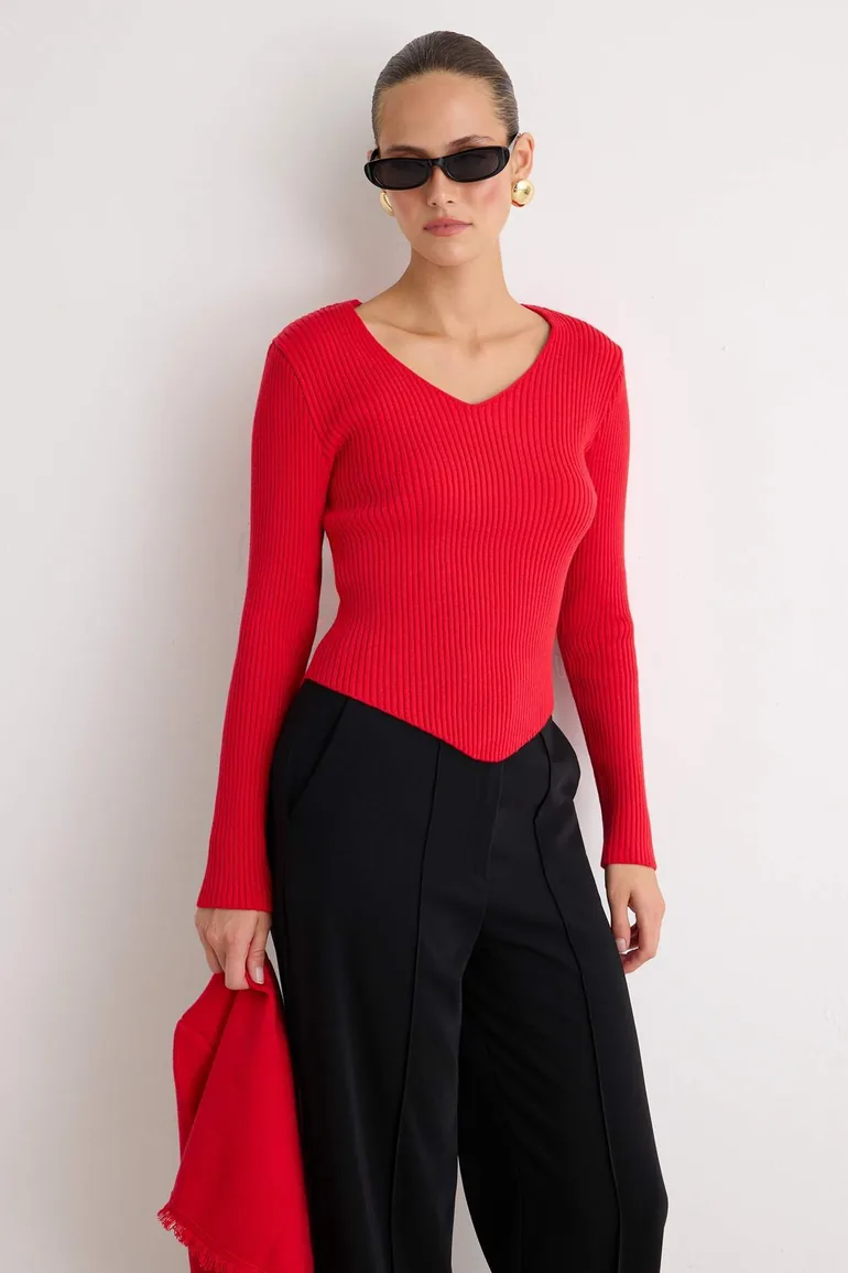 Red 2-Piece Knitwear Sweater with Removable Cape