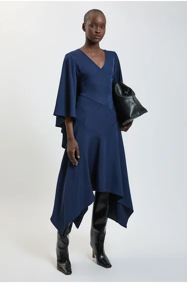Signature Crepe Hanky Seam Detail Midi Dress