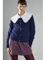 Knitted Cardigan With Frill Collar in Navy White - 4