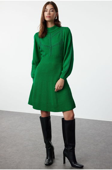 Green Embroidered A-Line Mini Skater Dress with Long Sleeves