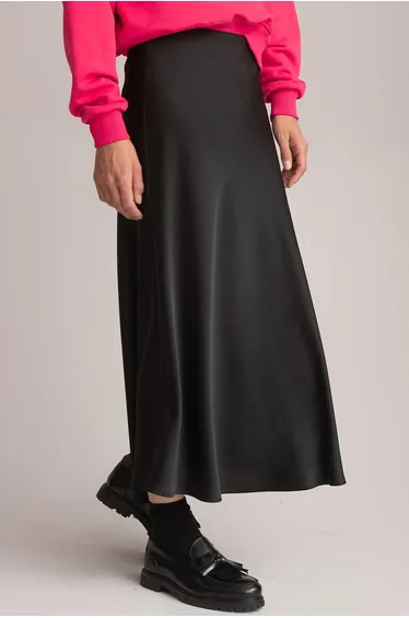 Full Midaxi Skirt in Matte Satin