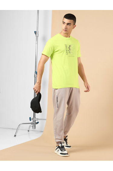 Men Yellow Marathon Graphic Print Short Sleeve T-Shirt