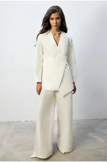 ASYMMETRIC JACKET AND PANTS SET WITH BUTTON DETAILS