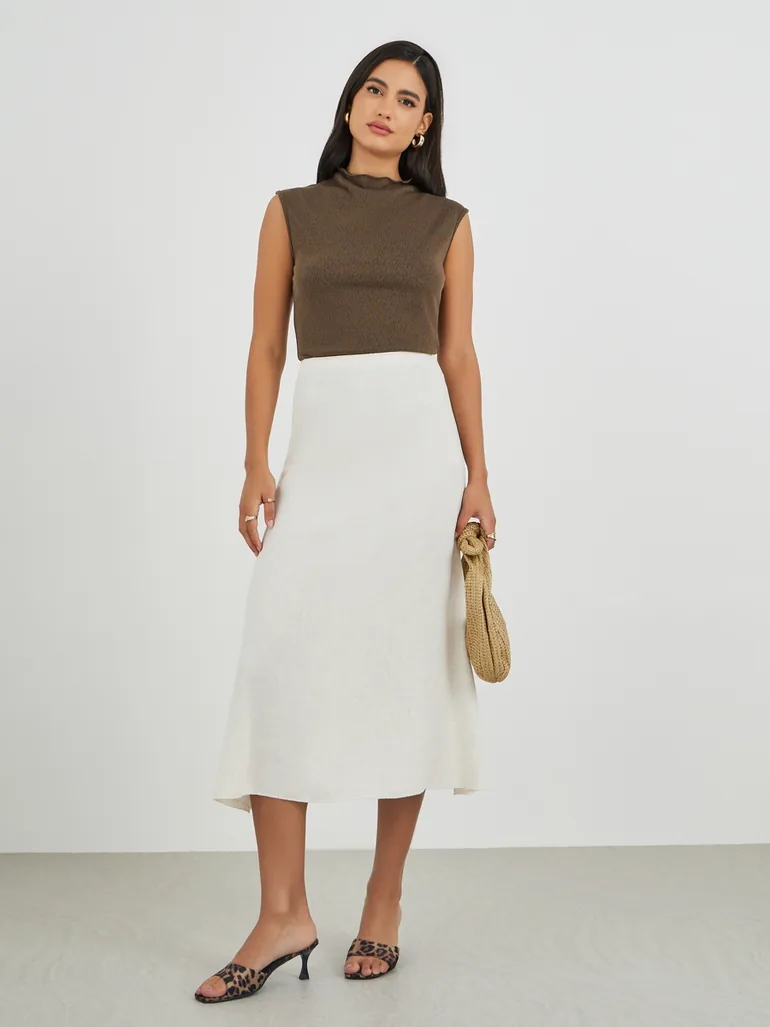 Textured Sleeveless Top - 2