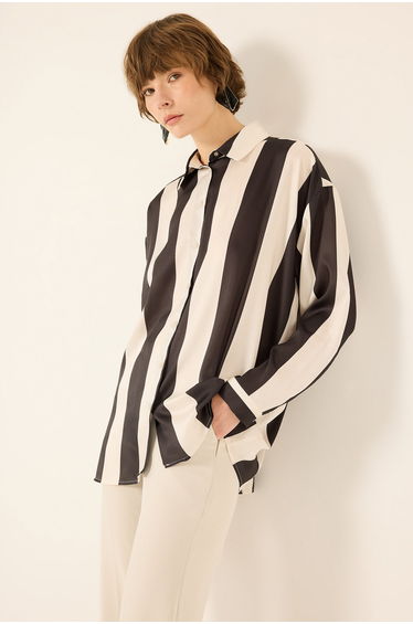 STRIPED SATIN SHIRT product thumbnail 2