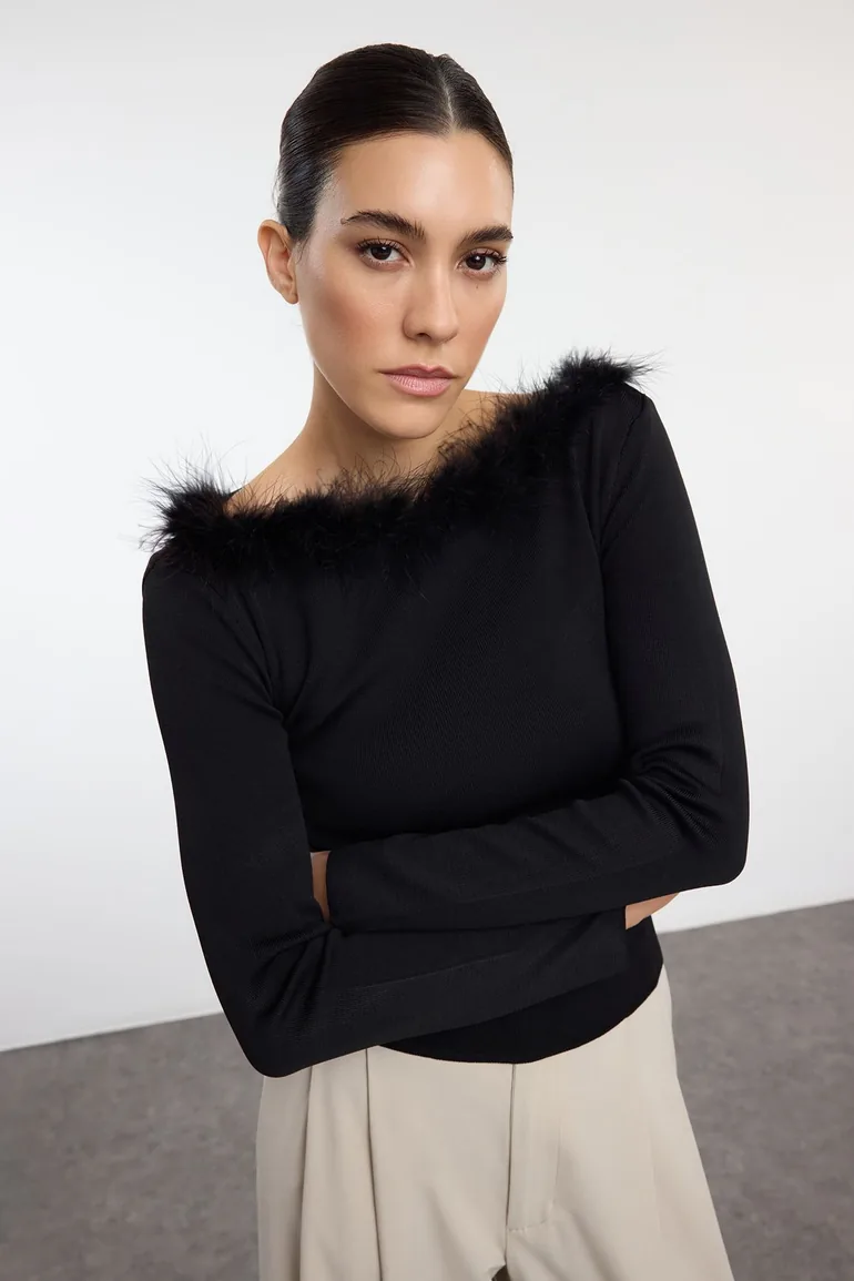 Black Collar Detailed Knitwear Sweater - 1