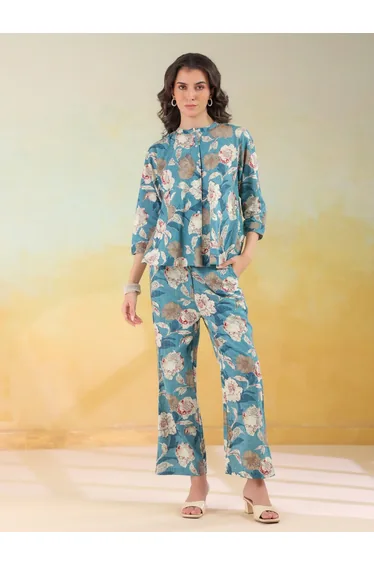 Women Blue Color Mandarin Collar Printed Top and Trousers Co-Ords