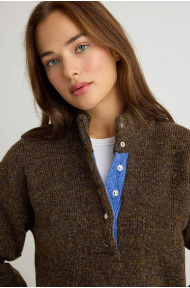 Brown Soft Textured Wool Wide Fit Thick Knitwear Sweater product thumbnail 3