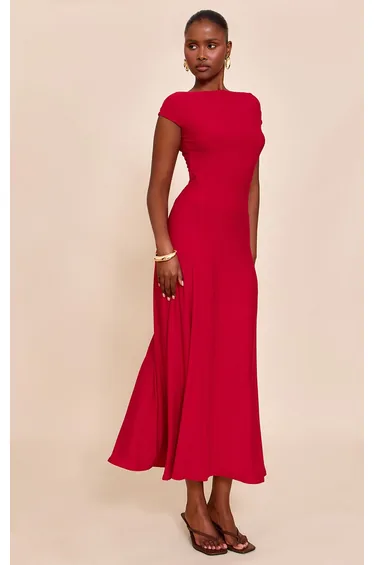 فستان بريتي ليتل ثينق أحمر ميداكسي على شكل حرف A