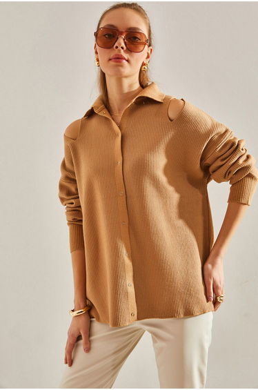 Women's Off-the-Shoulder Collar Knitwear Cardigan