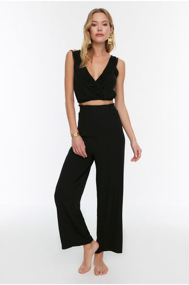 Two-Piece Set - Black - Regular fit