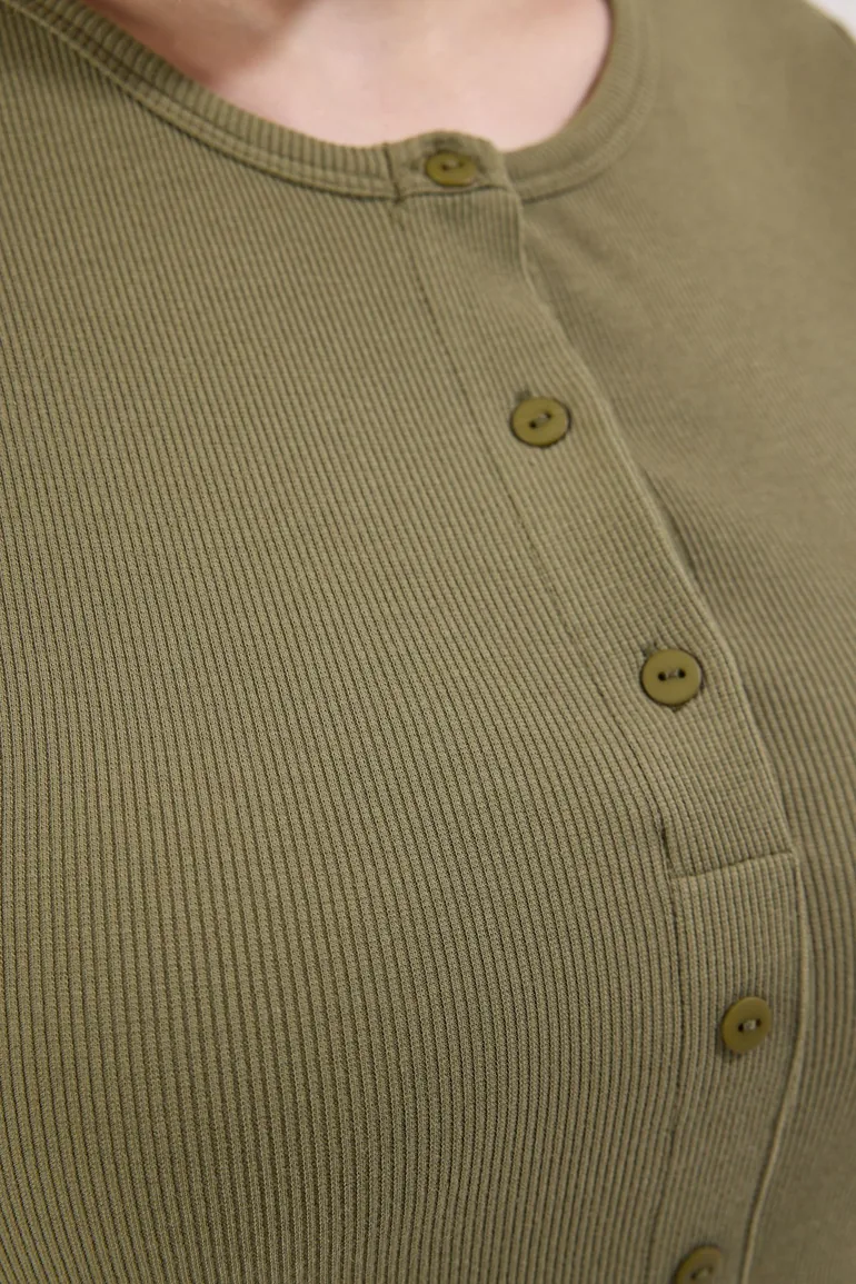 Green Button Detail Fitted Corduroy Knitting Plus Size Blouse - 3