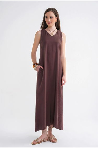 Mixray V-Neck Sleeveless Maxi Dress with Pockets product thumbnail 2